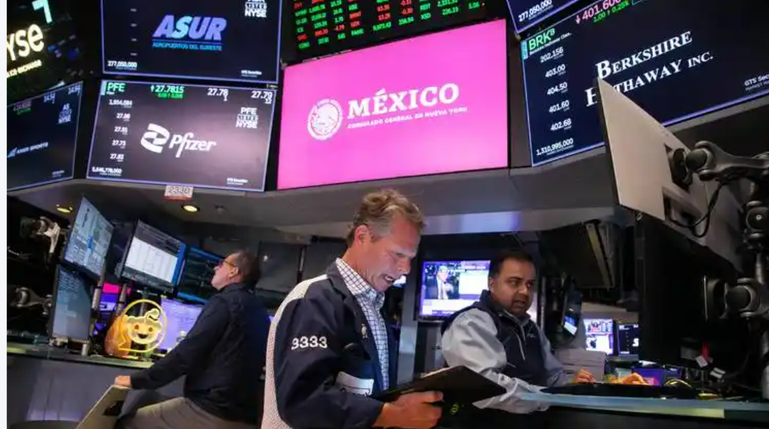 美股三大指数震荡整理 现货黄金大跌近2%